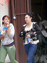 24 pictures - Cameltoe upskirt gallery