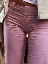 24 pictures - Cameltoe upskirt gallery