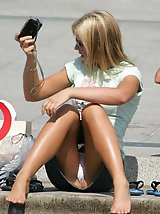 27 pictures - Upskirt oops ?amateur girls didn't know about cam shooting