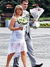10 pictures - Naughty Brides upskirt photos