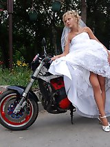 10 pictures - Naughty Brides upskirt photos