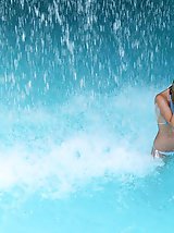12 pictures - Exotic bikini shots from voyeur cam