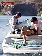 12 pictures - Bikini girls wave asses to the cam