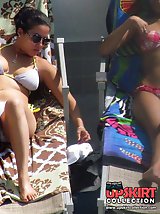 12 pictures - Hot bikini shots from public beach