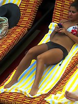 12 pictures - Bikini thong hiding between booties