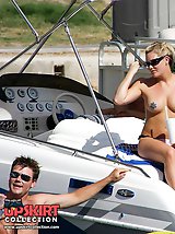 12 pictures - Special pleasure for bikini lovers