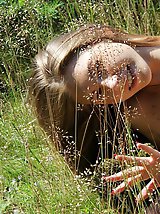 12 pictures - Stunning spread of nudist girl pussy