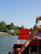 20 pictures - Planet Upskirt sexy upskirt show girl