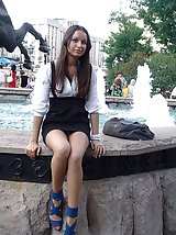 23 pictures - Wet pussy up beautiful young girls skirt