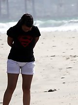 24 pictures - Cameltoe upskirt gallery