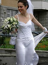 10 pictures - Naughty Brides upskirt photos