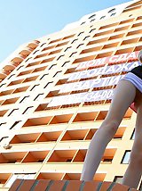 20 pictures - Planet Upskirt sexy upskirt show girl